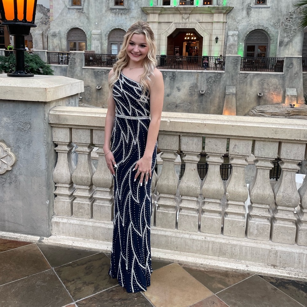 Jovani deep navy-blue and Silver rhinestone size 00 pageant/prom/evening gown